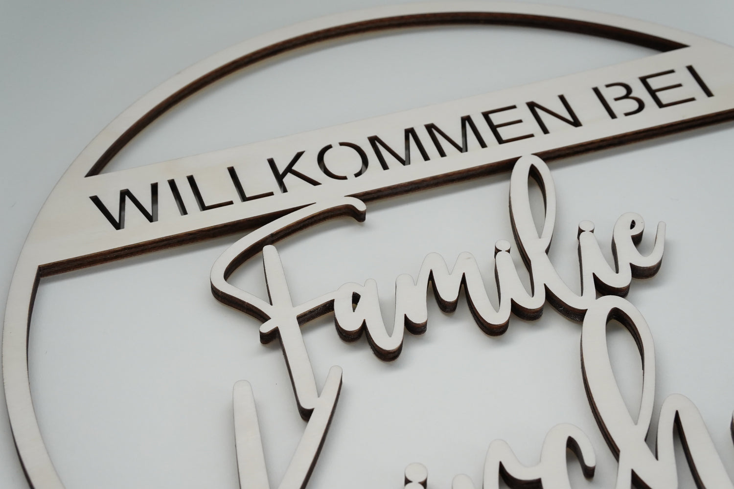 Türkranz mit personalisierten Familiennamen für innen und außen - HOLZKINO